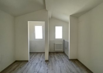 camera da letto - Casa indipendente Via Ruffillo Tolomelli 7, San Pietro in Casale - foto 7