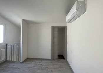 camera da letto - Casa indipendente Via Ruffillo Tolomelli 7, San Pietro in Casale - foto 10