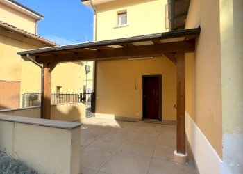 entrata - Trilocale Via R. Tolomelli 5, San Pietro in Casale - foto 4