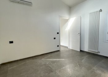 camera da letto - Trilocale Via R. Tolomelli 5, San Pietro in Casale - foto 29