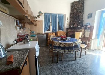 ca15.jpg - Villa Castelnuovo Magra - photo 15