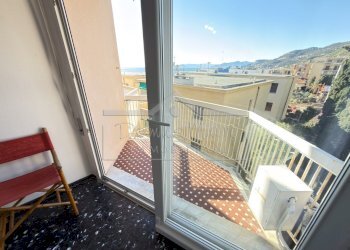 IMG_9867.JPG - Bilocale Vico delle Stelle 29, Savona - foto 4