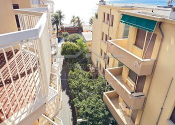 IMG_9873.JPG - Bilocale Vico delle Stelle 29, Savona - foto 5