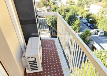 IMG_9853.JPG - Bilocale Vico delle Stelle 29, Savona - foto 23