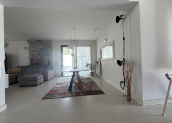 4.jpeg - Villa Acireale - foto 5