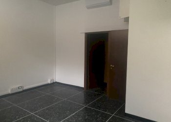 IMG_8353.jpeg - Locale Commerciale Genova (zona Sampierdarena) - foto 7