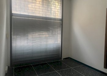 IMG_8357.jpeg - Locale Commerciale Genova (zona Sampierdarena) - foto 8