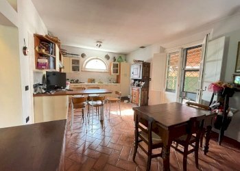 PHOTO-2024-04-20-16-21-29 (9).jpg - Villa via pasubio 33, Cecina - foto 3