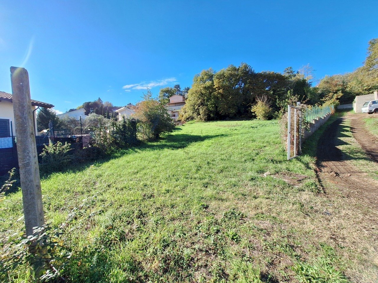 20251119_130501.jpg - Terreno edificabile Via dei gerani snc, Rignano Flaminio - foto 3