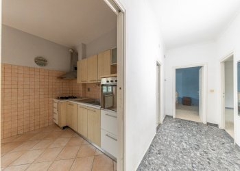 2.jpg - Trilocale Monterotondo - foto 3