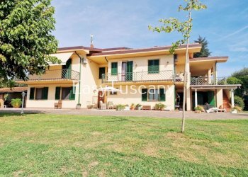 20221004_143000.jpg - Villa via di montecarlo, Montecarlo - foto 9