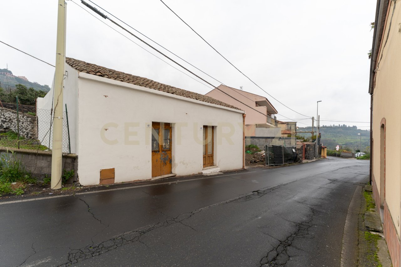 Via Crocifisso 42  (1).jpg - Villa VIA CROCIFISSO 42, Aci Castello - foto 1