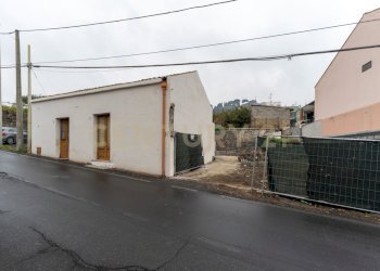 Via Crocifisso 42  (4).jpg - Villa VIA CROCIFISSO 42, Aci Castello - foto 7