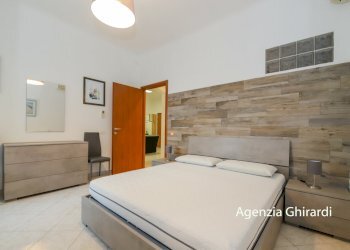 3.2 camera1.jpg - Appartamento Via Gino Capponi 8, Genova (zona Sestri Ponente) - foto 14