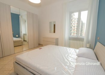 4.1 camera2.jpg - Appartamento Via Gino Capponi 8, Genova (zona Sestri Ponente) - foto 16