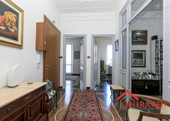 1.3 INGRESSO.jpg - Appartamento VIA SESTRI 2, Genova (zona Sestri Ponente) - foto 3