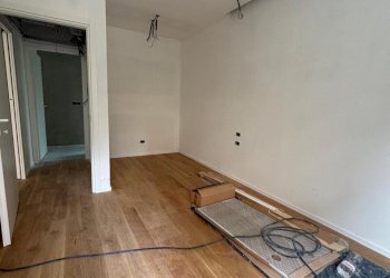 Two-room apartment Viale Aldo Moro 44, Como - photo 2