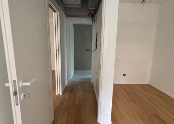 Two-room apartment Viale Aldo Moro 44, Como - photo 9