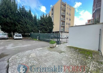 IMG-20251127-WA0003_risultato.jpg - Box Lecce - photo 2