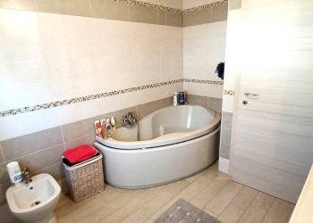 BAGNO PIANO PRIMO - Villa Rovigo - foto 14