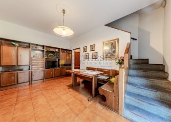 sala da pranzo - Four-room apartment Via Dei Giardini 30, Sesto San Giovanni - photo 3