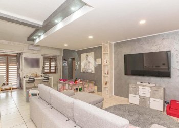 Appartamento Via stura, Ciriè - foto 2