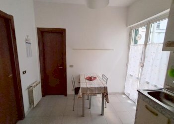 Bilocale Savona (zona Centro storico) - foto 1