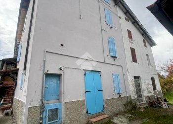 Casa semi indipendente Via gandazzi, Traversetolo - foto 1