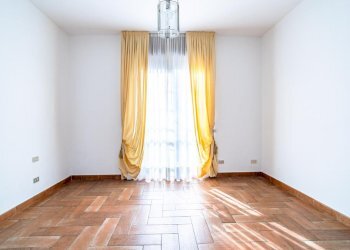 Three-family Villa Vicolo Edmondo de Amicis, Bollate - photo 23