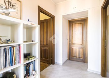 Three-room apartment Via Dante Alighieri, San Donato Milanese - photo 12
