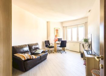 Three-room apartment Via Dante Alighieri, San Donato Milanese - photo 21