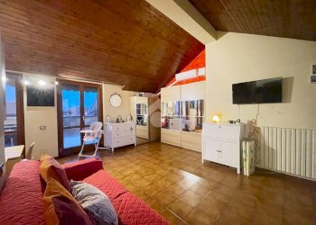 Mansarda Via della Liberazione, Peschiera Borromeo - foto 7