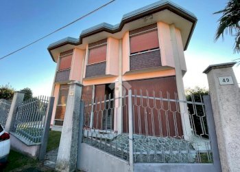 Villa Via Monte Rosa, Busto Garolfo - foto 5