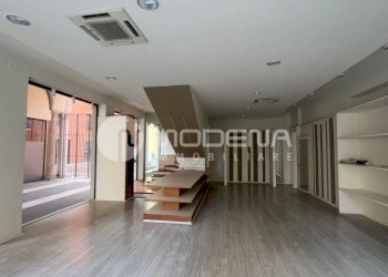 Commercial Premises Modena (neighborhood Circoscrizione 1) - photo 1