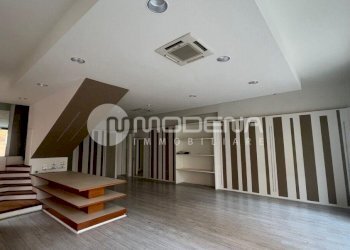 Commercial Premises Modena (neighborhood Circoscrizione 1) - photo 3
