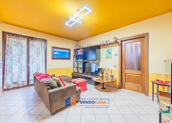 Three-room apartment Pinerolo - photo 2