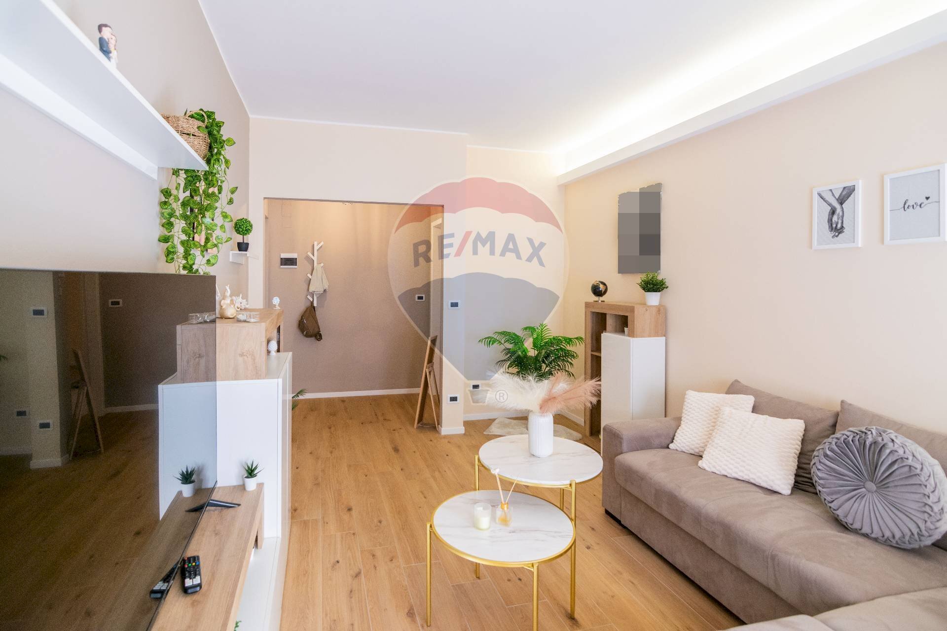 Soggiorno - Quadrilocale Via San Gaetano
 
21, Camporotondo Etneo - foto 2