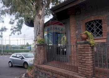 Casa all\'aperto - Quadrilocale Via San Gaetano
 
21, Camporotondo Etneo - foto 35