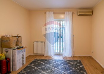 Camera - Quadrilocale Via San Gaetano
 
21, Camporotondo Etneo - foto 6