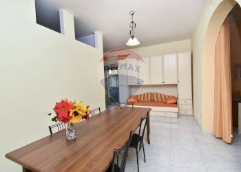 Sala da pranzo - Casa indipendente Vicolo Casutto
 
12, Catania - foto 14