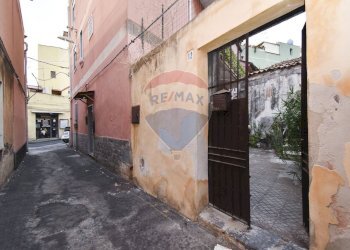 Edificio all\'aperto - Casa indipendente Vicolo Casutto
 
12, Catania - foto 28