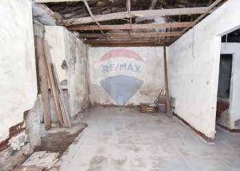 Stanza vuota - Casa indipendente Vicolo Casutto
 
12, Catania - foto 36