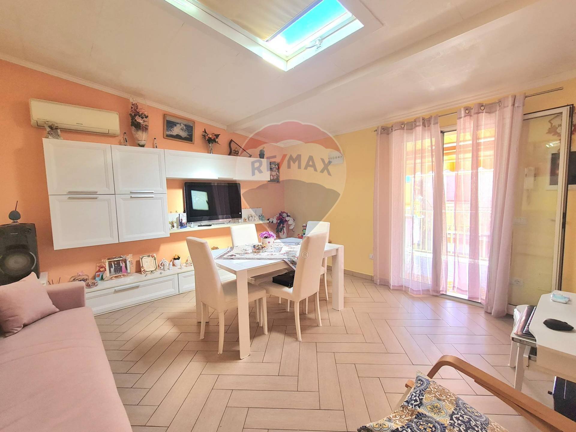 Sala da pranzo - Independent house Via Brennero
 
52, Lentini - photo 2