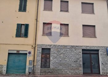 Edificio all\'aperto - Casa semi indipendente Via Tramontani
 
24, Pratovecchio Stia - foto 3