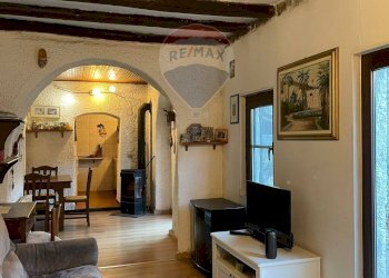 Soggiorno - Casa semi indipendente via san bartolomeo del bosco, Savona - foto 1