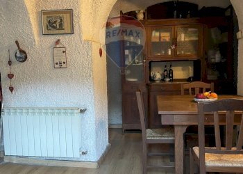 Sala da pranzo - Casa semi indipendente via san bartolomeo del bosco, Savona - foto 4