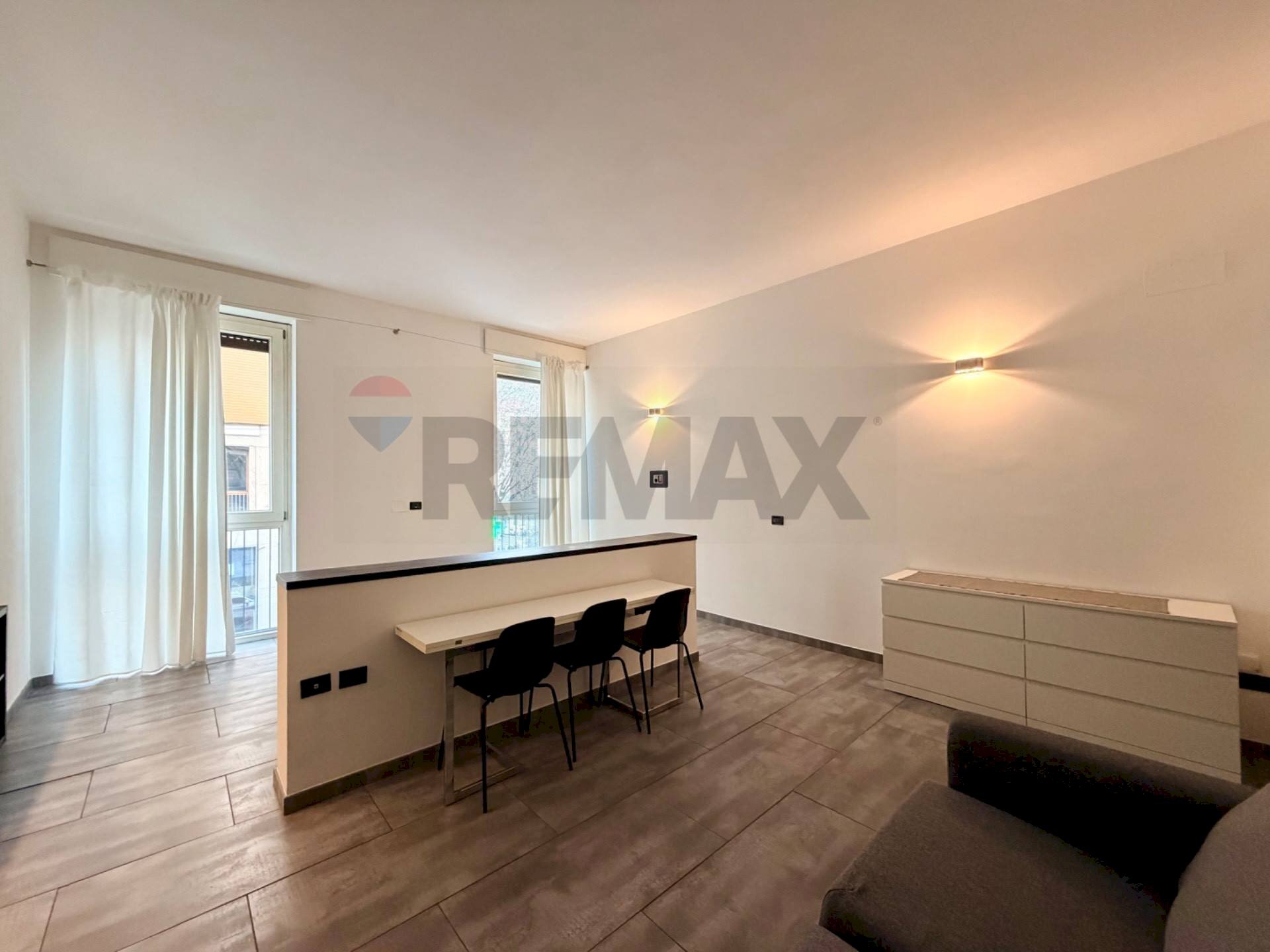 Sala da pranzo - One-room apartment VIA MOSCOVA
 
47, Milano - photo 2