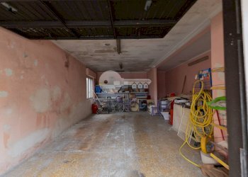 Foto 15 - Negozio via san valentino
 
22, Trenzano - foto 15