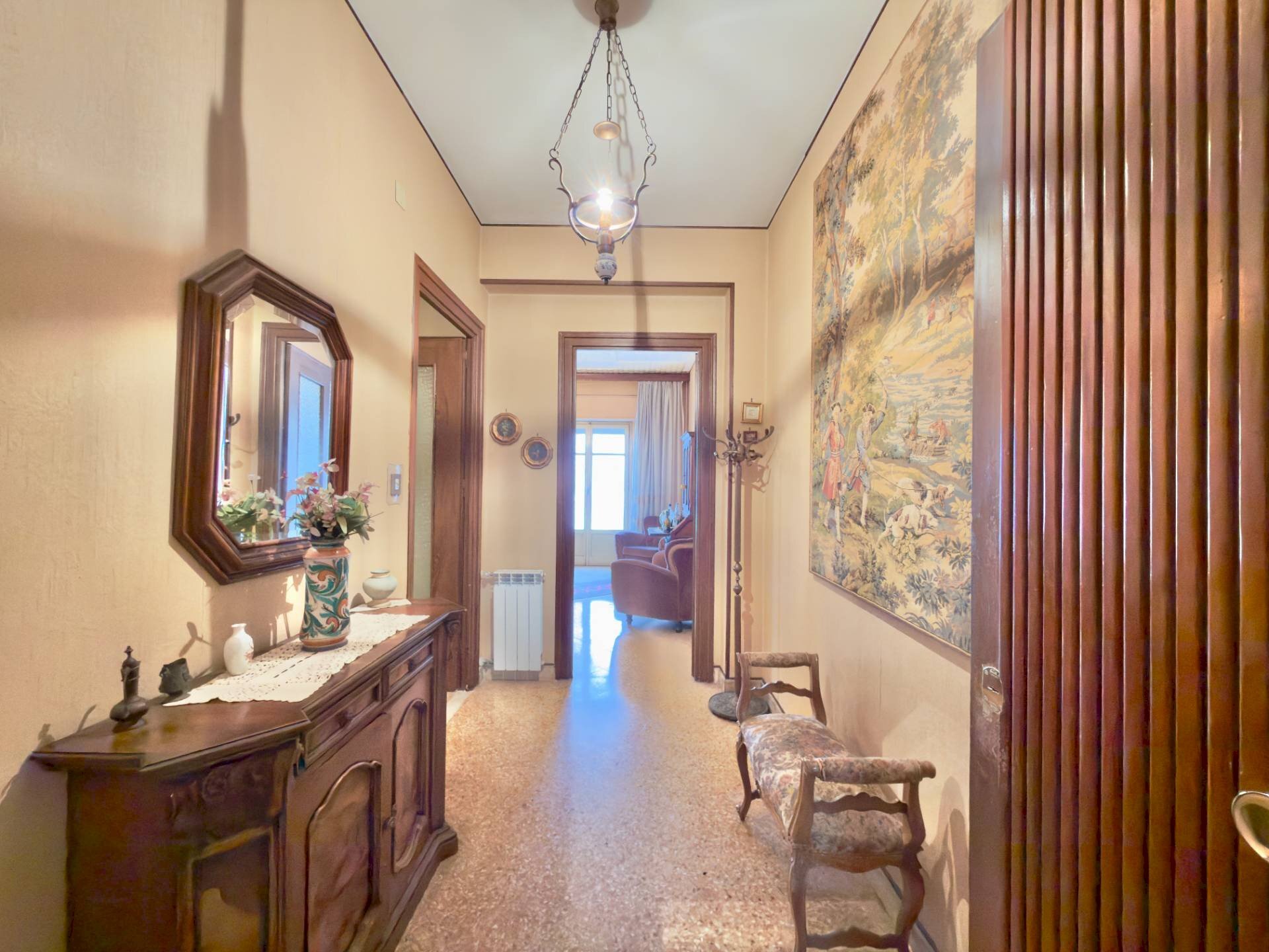 Hall / corridoio - Appartamento Via Giovan Battista Lulli
 
11, Palermo - foto 2