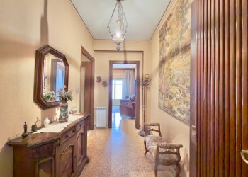 Hall / corridoio - Appartamento Via Giovan Battista Lulli
 
11, Palermo - foto 2